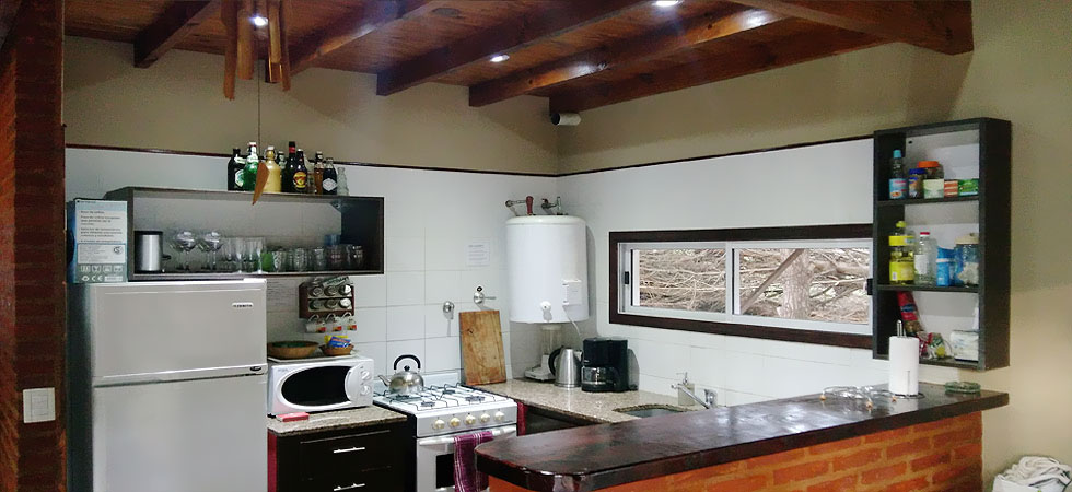 Alquiler de Casa en Costa de Este. Para familias, hasta 6 personas. Confort y placer con el encanto natural del mar y el bosque. La Peregrina.